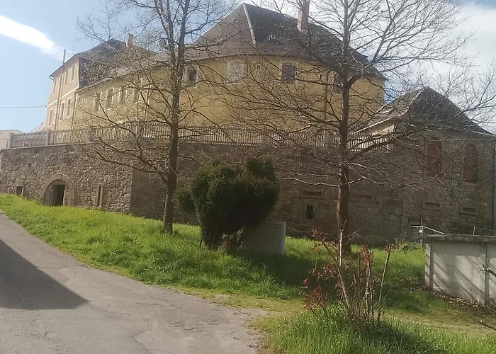 Ferienwohnung Im Rittergut Plohn 300 Meter Zum Freizeitpark